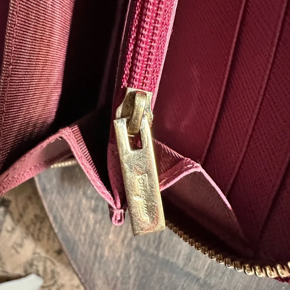 Salvatore Ferragamo Mauve/Pink  with Gold Hardware - Picture 12 of 13